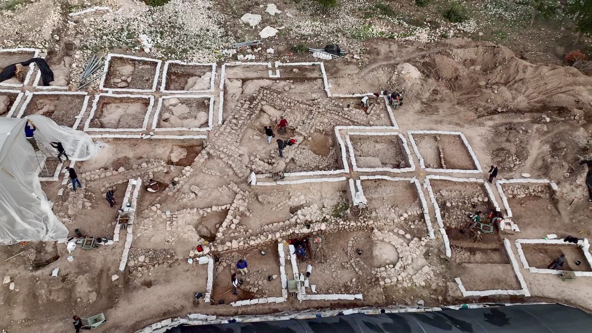 'Mind-blowing' discovery reveals 5,000-year-old cultic building in Israel