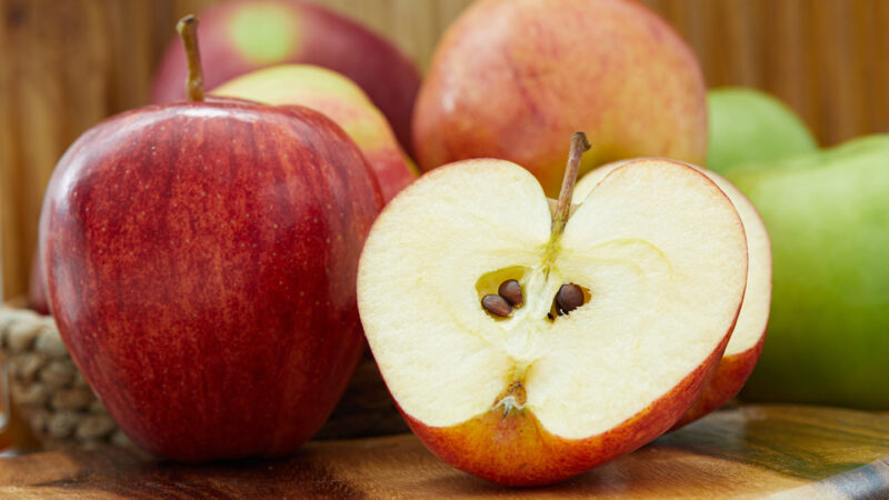 Experiment: How to keep fruit slices fresh