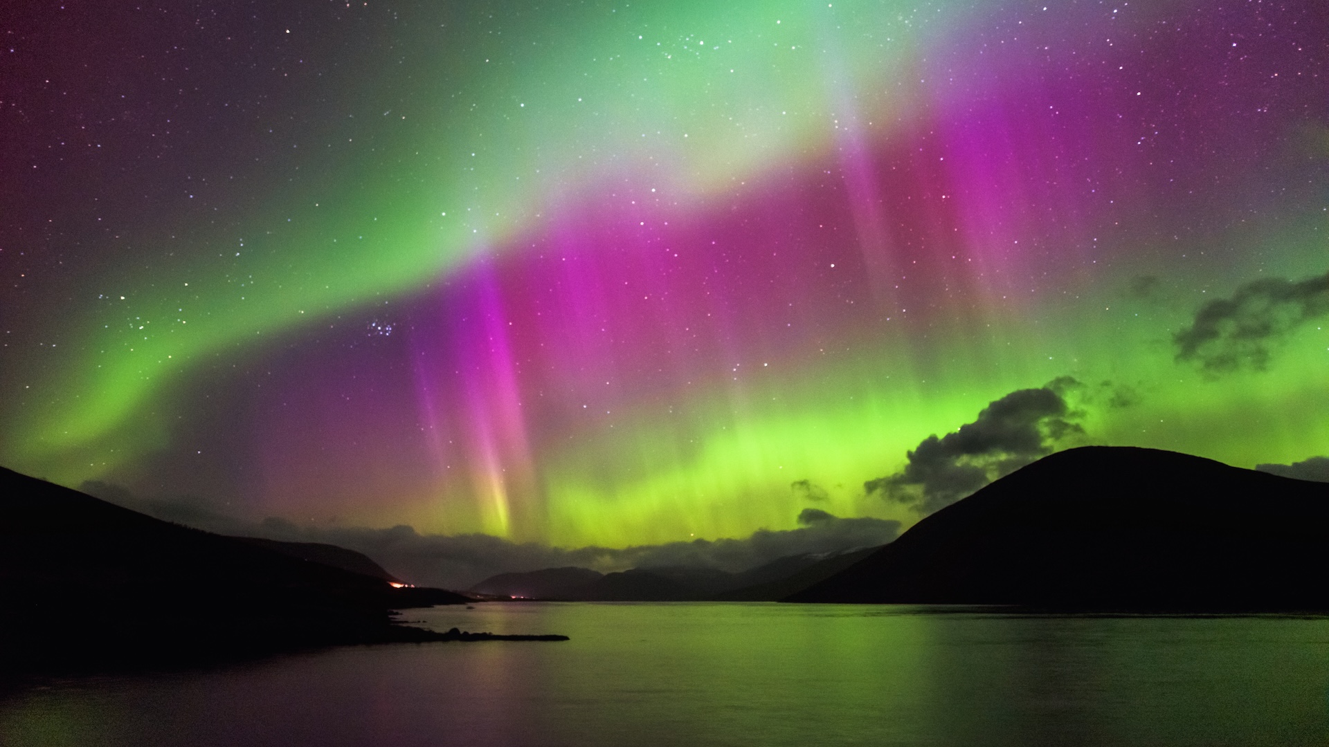 Auroras predicted over US this weekend as solar storm rips toward Earth