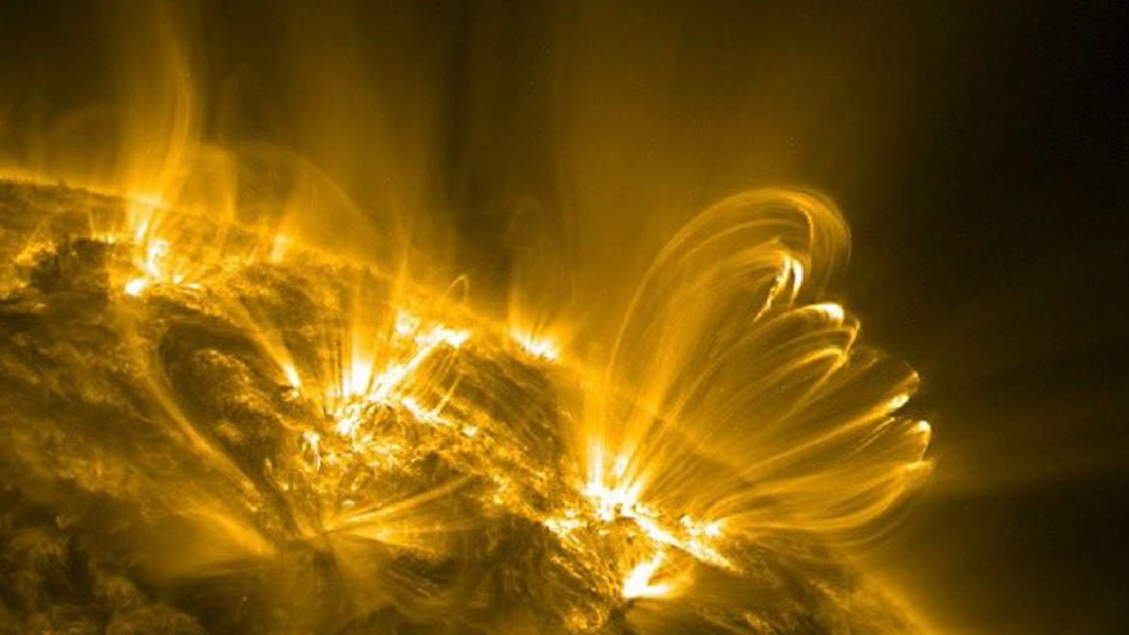 Invisible 'flickering' on the sun could predict potentially dangerous solar flares hours in advance