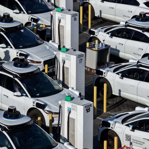 Waymo Shuts Down Again Cp7fe0