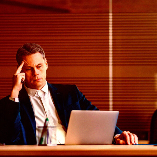 Majority of CEOs Alarmed as AI Delivers No Financial Returns