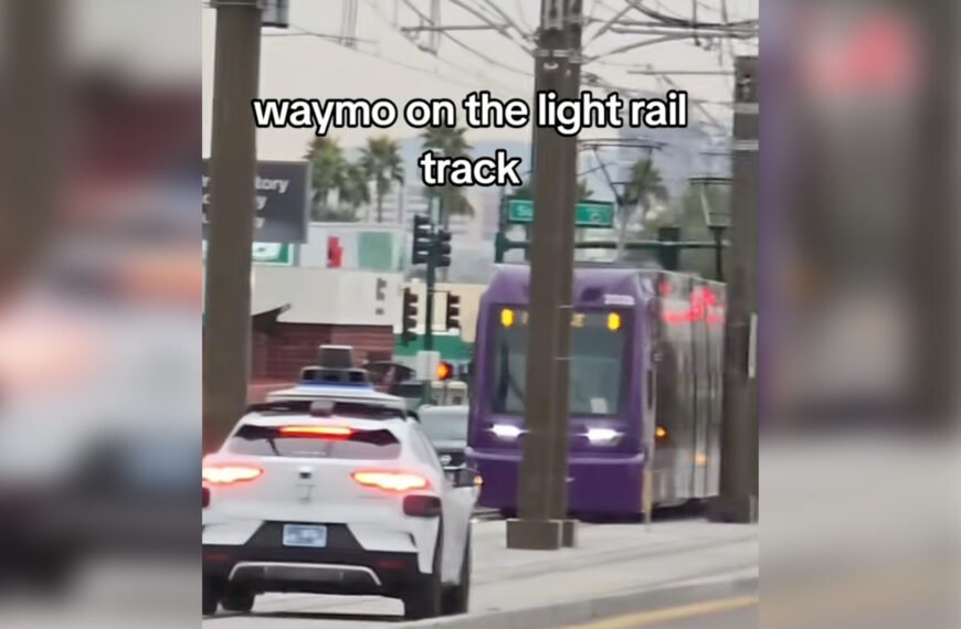 Video Shows Passenger Bail From Waymo in Path&hellip;