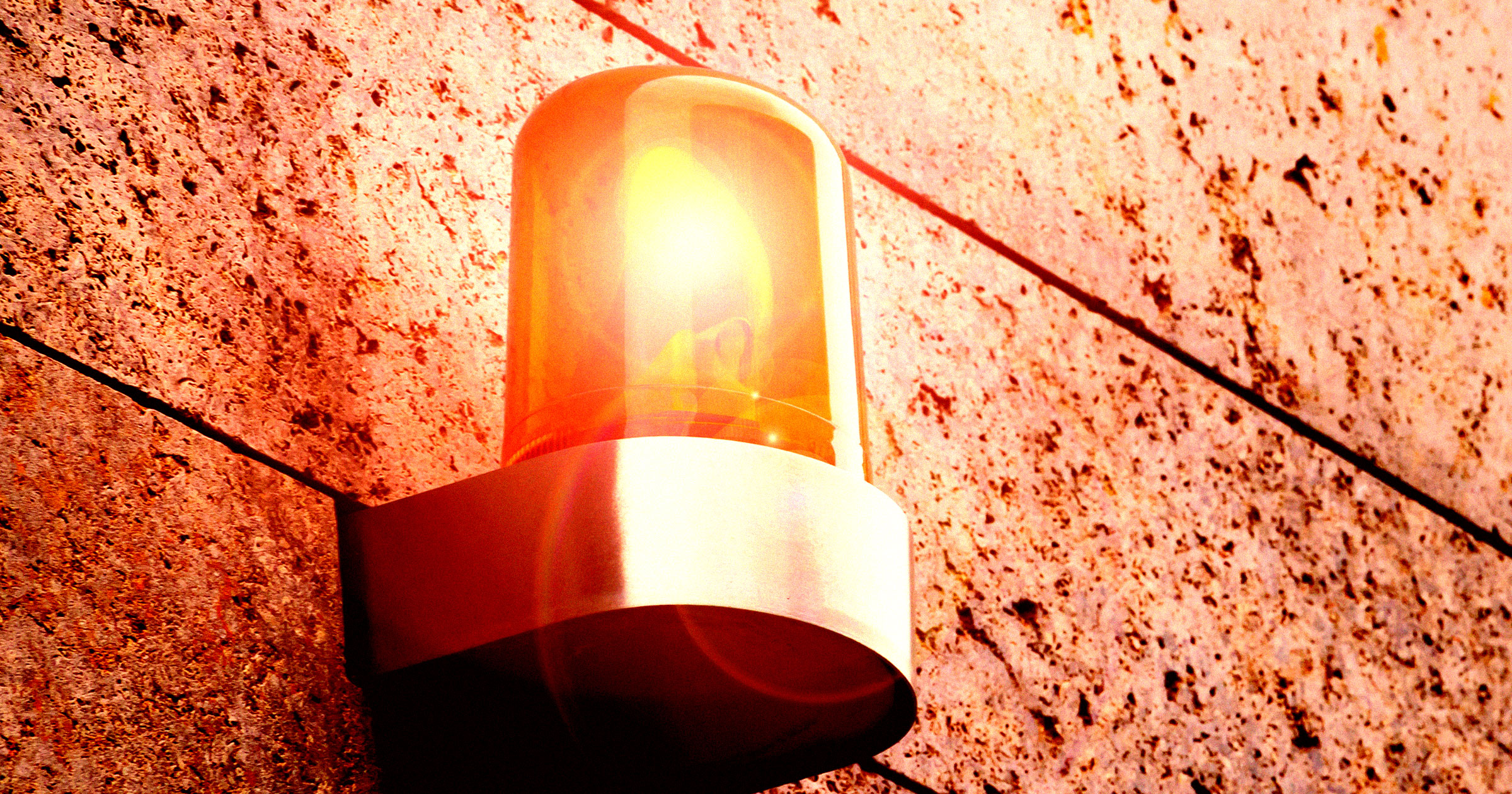 Blinking New Warning Sign Appears for AI Industry