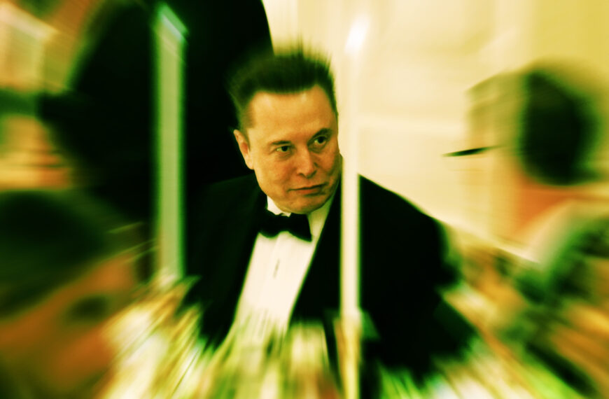 Government Insiders Concerned by Musk’s Erratic and Sycophantic Grok Being Deployed for Incredibly Sensitive Purposes