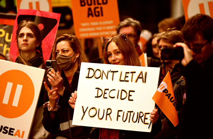 People Really, Really Despise AI — Even More Than ICE, Poll Finds