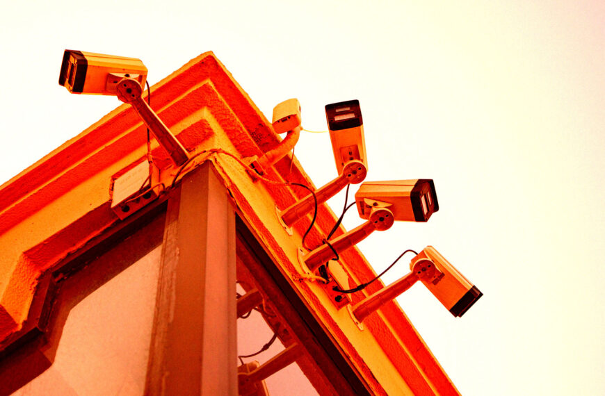 AI Spy Cameras Suddenly Blanketing America