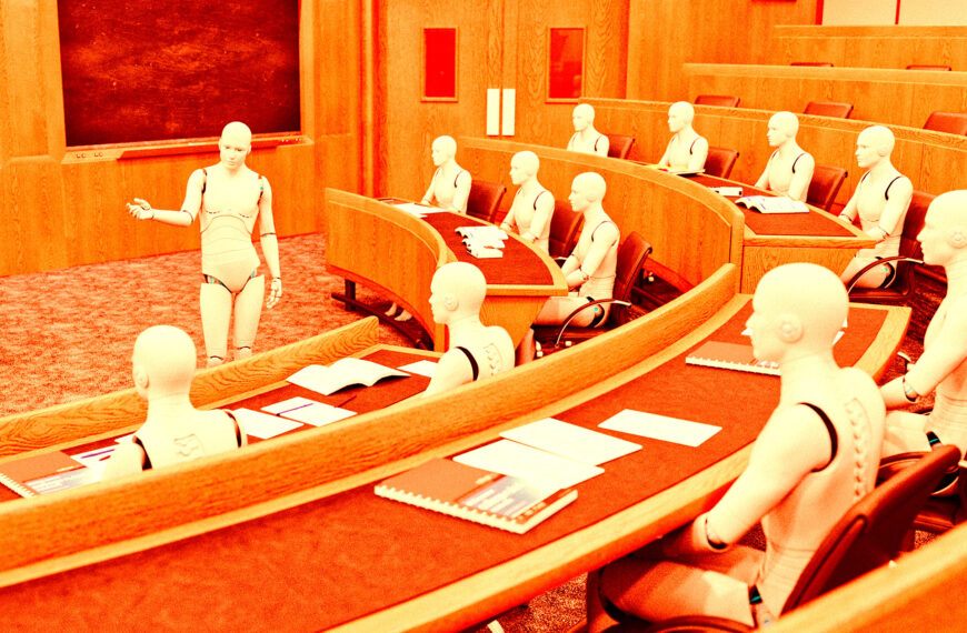 Chinese Workers Horrified as Bosses Direct Them to Train Their AI Replacements