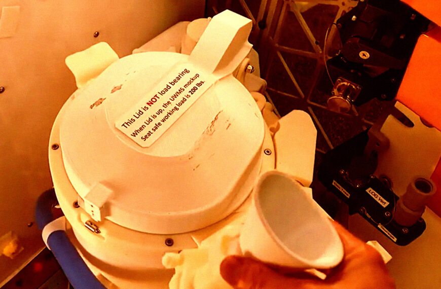 Moon Spacecraft’s Toilet Fails Hours Into Ten-Day Journey