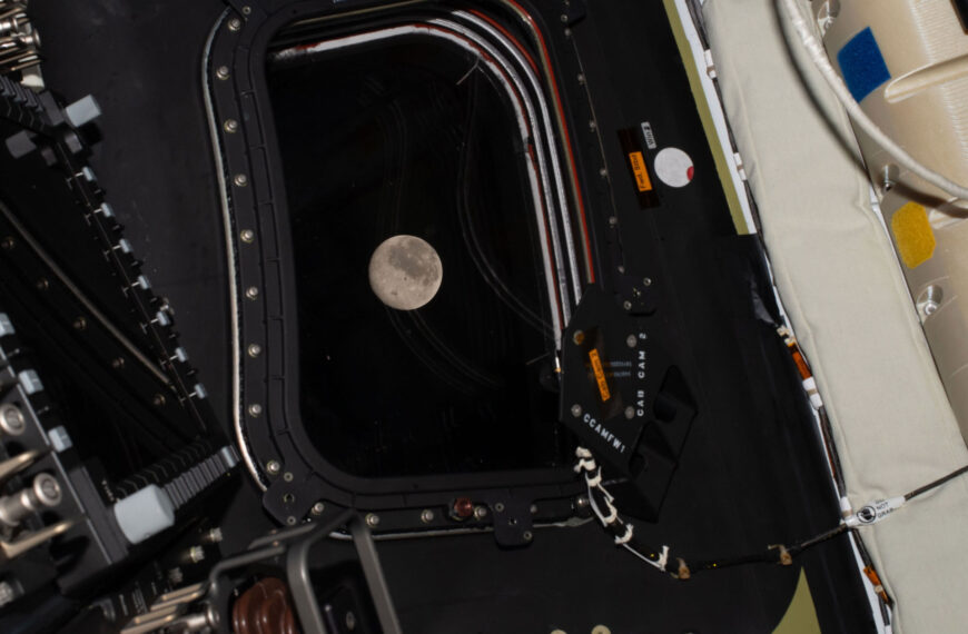 The Moon Astronauts Just Broke the Record for the Farthest Any Human Has Ever Traveled From Earth