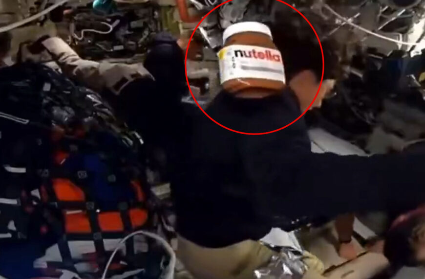 Lone Jar of Nutella Drifts Around Cabin of Moon Spacecraft
