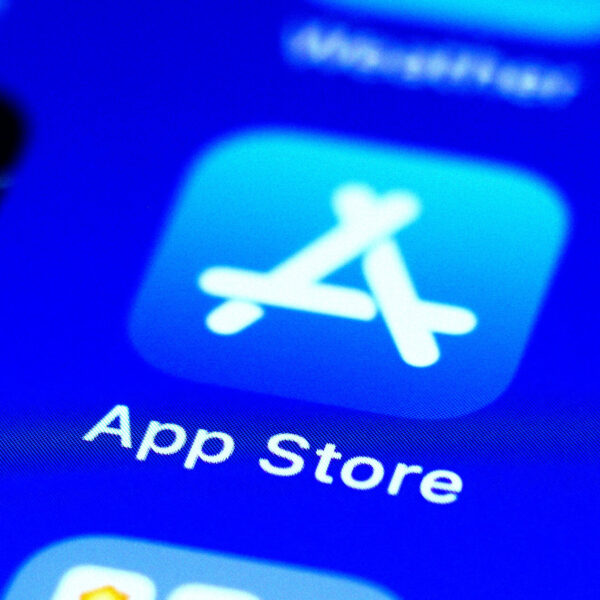 Apple Is Blocking Vibe Coding Apps From the App Store, Infuriating Developers