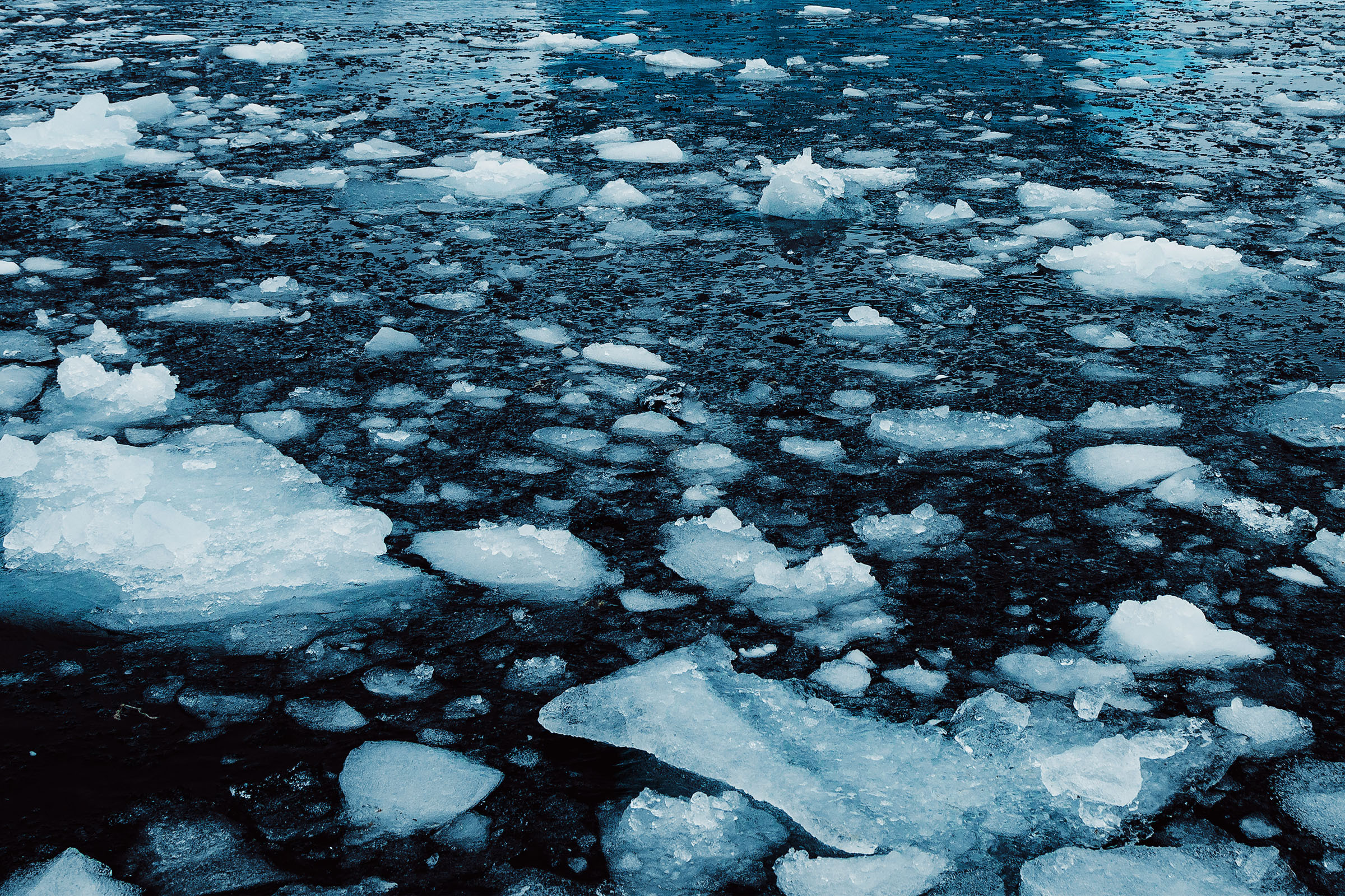Doomsday Glacier Shows Signs of Imminent Disintegration