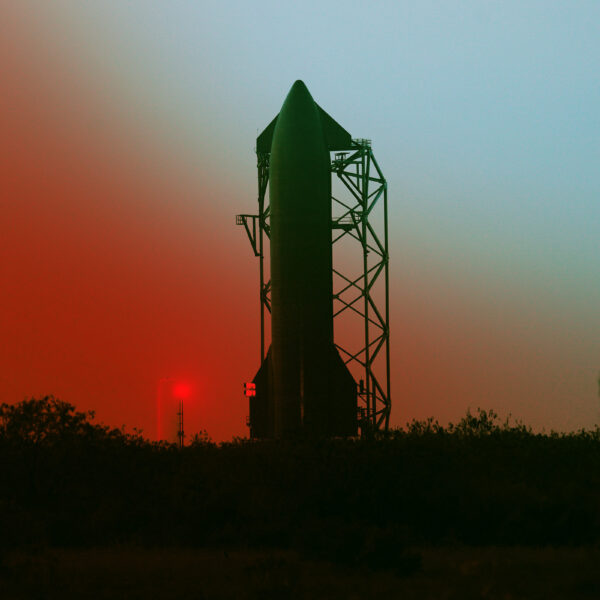 SpaceX Bombarded With Lawsuits to Accusing Starship of&hellip;
