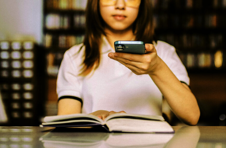 A Major Paper Claiming AI Is Good for Students Just Got Retracted, Which Is Very Bad News for Advocates of AI in the Classroom