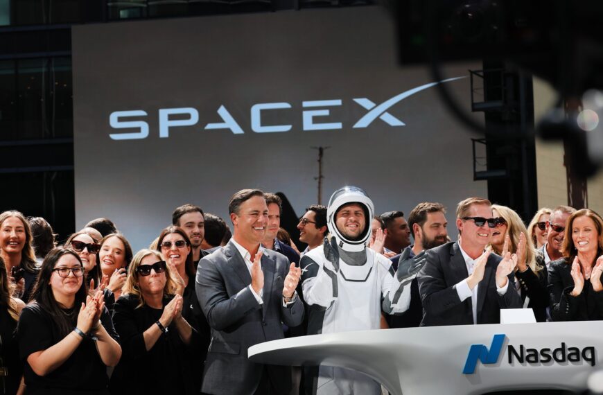 SpaceX Stock Had Quite a Bad Night
