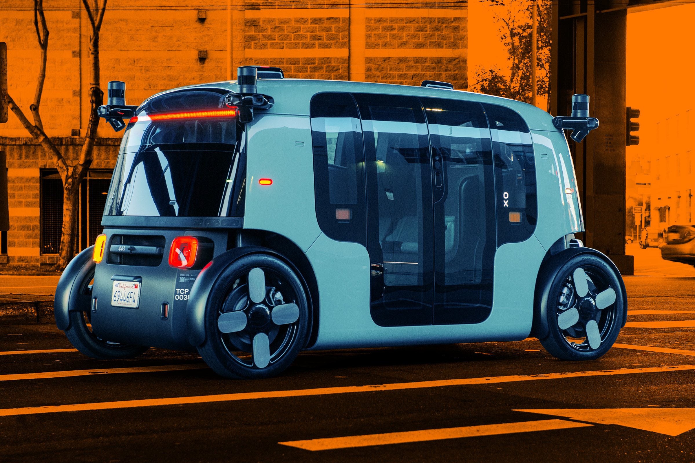 Amazon’s Robotaxi Company Recalls Its Fleet After One of its Cars Got Confused by Heavy Smoke