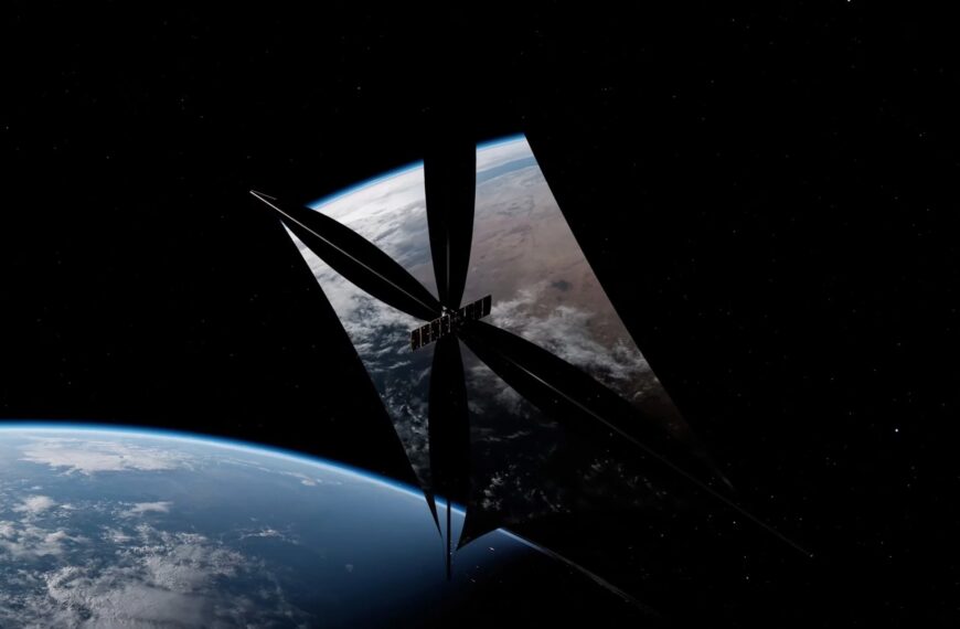 Astronomers Horrified by Enormous Mirror Satellite That Reflects Sunlight Back Down to Earth at Night