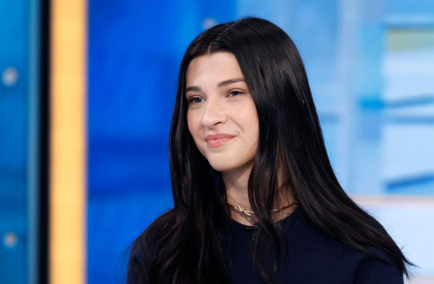 Phoebe Gates Took Secret Stanford Course on Controlling Society, Used It to Recruit for Her Startup That’s Now Facing Accusations