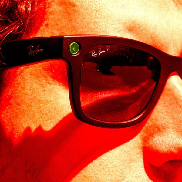 Influencers Are Using Meta’s AI-Glasses to Film Manipulative&hellip;