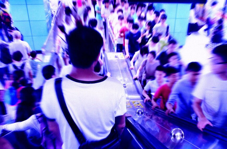 Chinese High-Speed Rail Station Breaks World Record, Serving One Million Riders in a Single Day