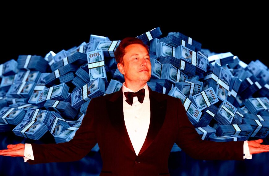 Elon Musk, Who is Hoarding Nearly a Trillion Dollars, Says Saving Money Is “Pointless”