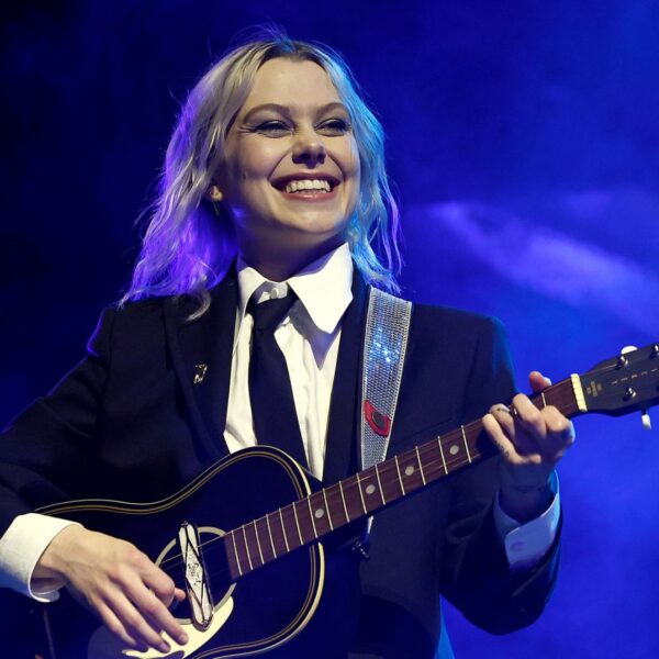 Phoebe Bridgers Banned Phones at Her Concerts and&hellip;