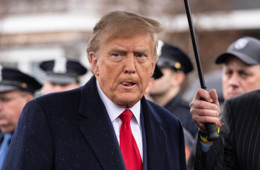 Truth Social Stock Hits All-Time Low as Userbase Craters on Trump’s Twitter Clone